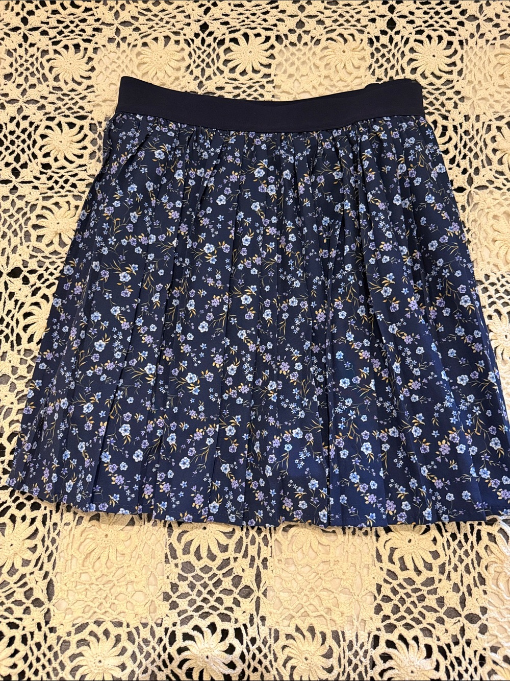 Navy Floral Pleated Skort with Elastic Waist